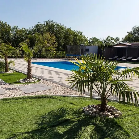 Villa Relax And House With Pool *