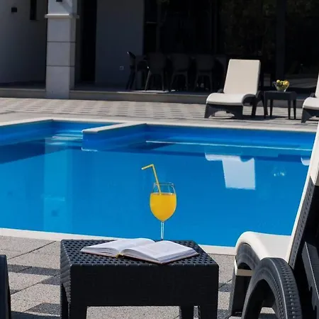 Relax And House With Pool * Ljubuski